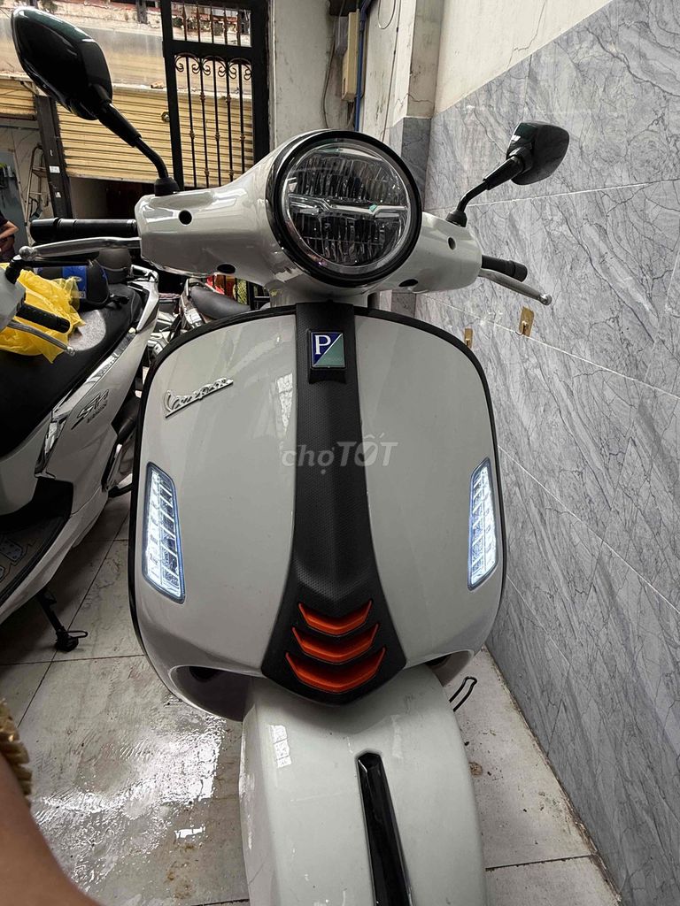 Piaggio Vespa GTS Super 150i 2024 Белый 5500 км