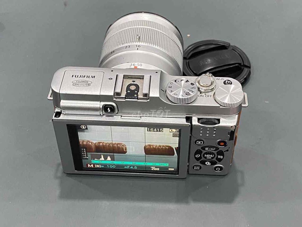 Máy ảnh Fujifilm XA2. Mua bán Máy ảnh, Máy quay tại Quận 5 Tp Hồ Chí Minh được đăng bởi Kim Ngân hình 1