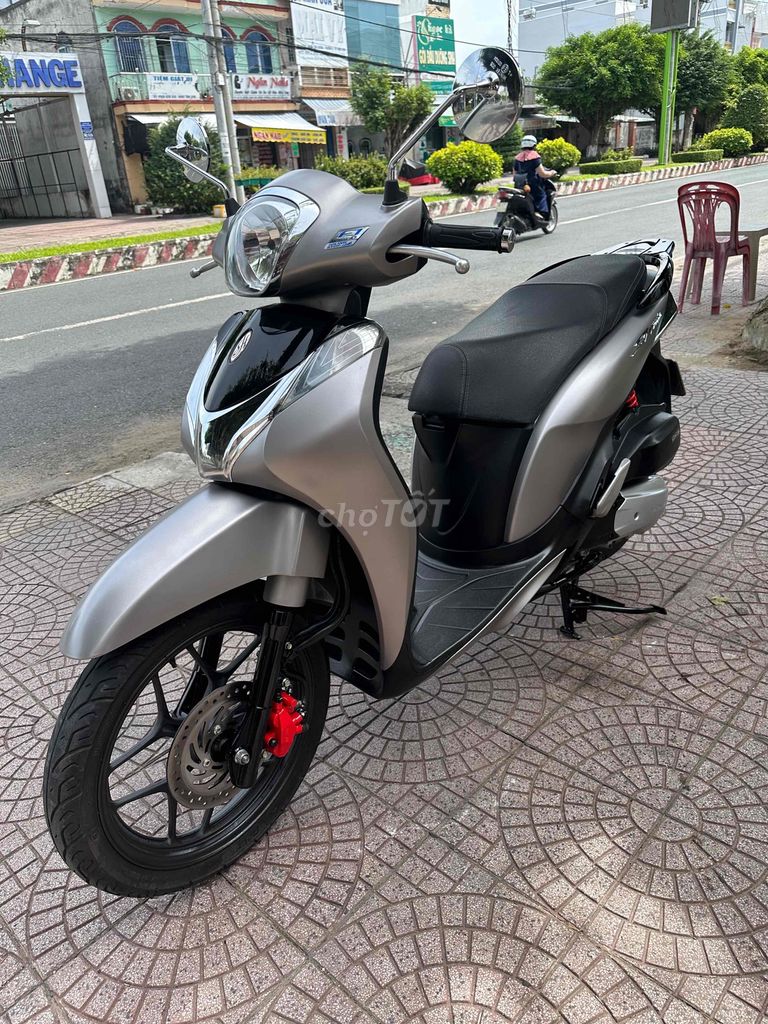 Honda SH Mode 2018 bếp ga zin dep vĩnh long. Mua bán Xe máy tại Thành phố Vĩnh Long Vĩnh Long được đăng bởi xe máy Tùng Beo hình 2
