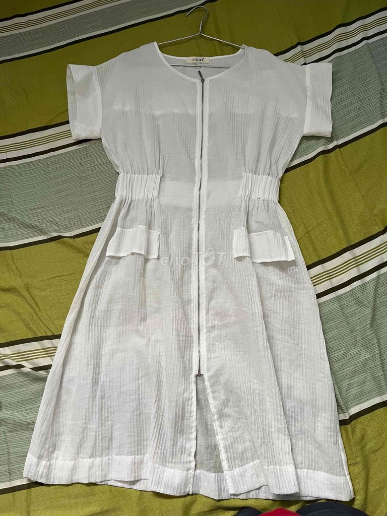 Đầm Elise Nữ Vải mềm mại Trắng. Mua bán Quần áo tại Quận 12 Tp Hồ Chí Minh được đăng bởi 2hand luxury hình 1