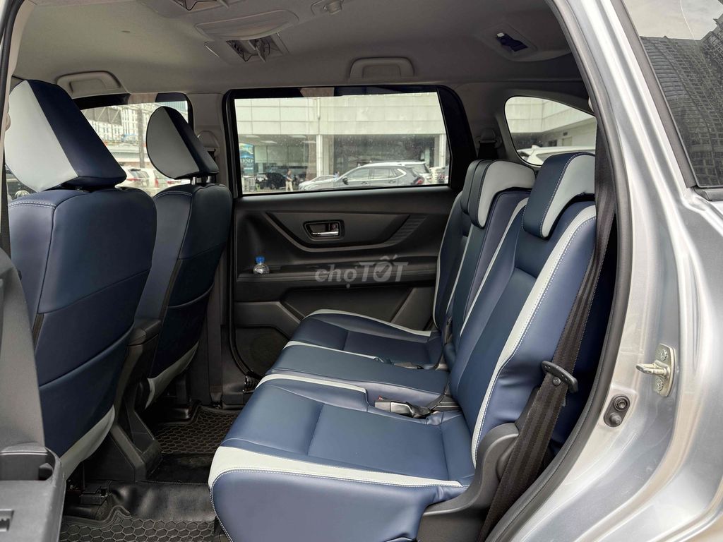 Toyota Avanza 2023 Premio CVT - Số Tự Động - Hãng. Mua bán Ô tô tại Quận Bình Thạnh Tp Hồ Chí Minh được đăng bởi Công Sang hình 12