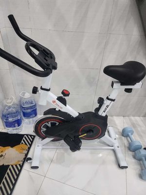 xe đạp trong nhà. Mua bán Xe đạp tại Quận Ngũ Hành Sơn Đà Nẵng được đăng bởi ĐẶNG TẤN TÙNG