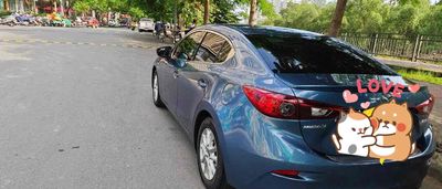 Mazda 3 nhà dùng bản phanh tay điện tử