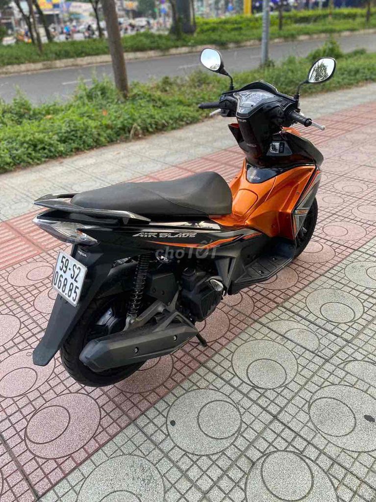 Honda Ab 125cc(2014)bstp,xe đẹp zin máy êm ru. Mua bán Xe máy tại Quận 7 Tp Hồ Chí Minh được đăng bởi Bảo Anh hình 7