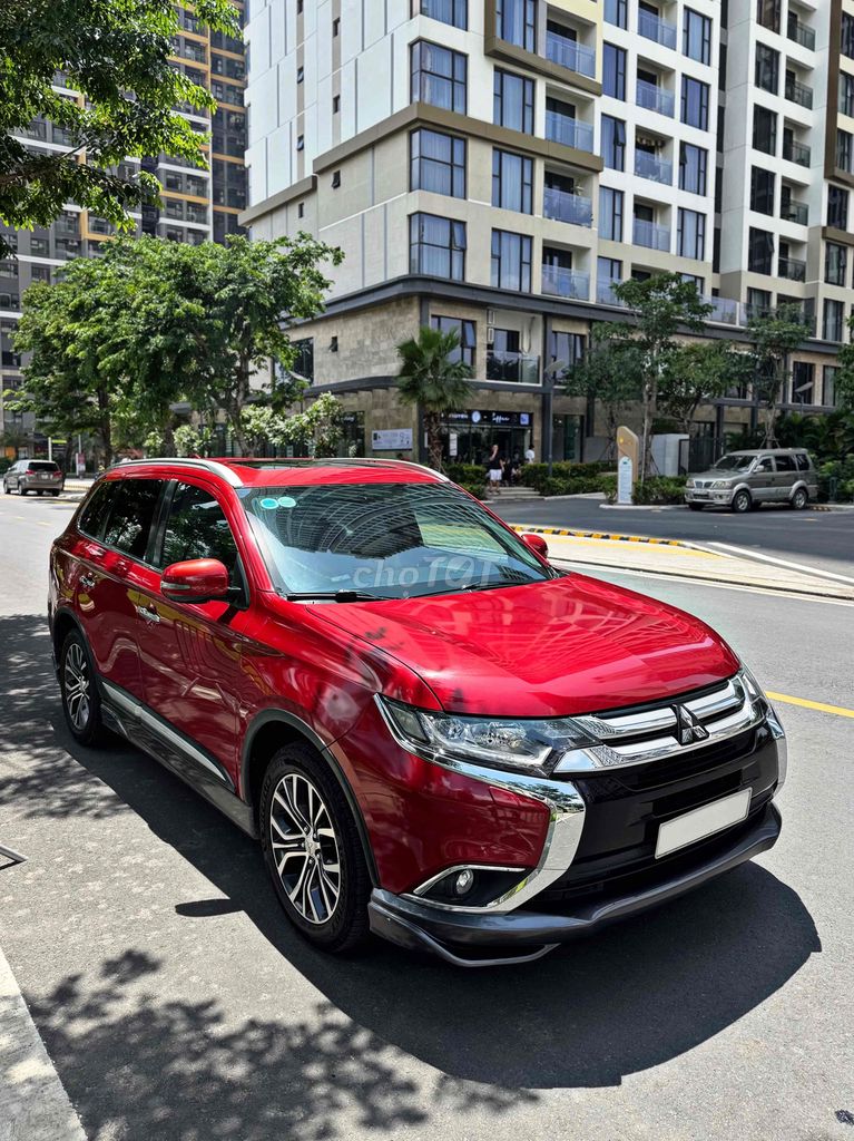 Mitsubishi Outlander 2018 2.4 CVT Premium 2 cầu. Mua bán Ô tô tại Thành phố Thủ Đức Tp Hồ Chí Minh được đăng bởi Đỗ Sang hình 4