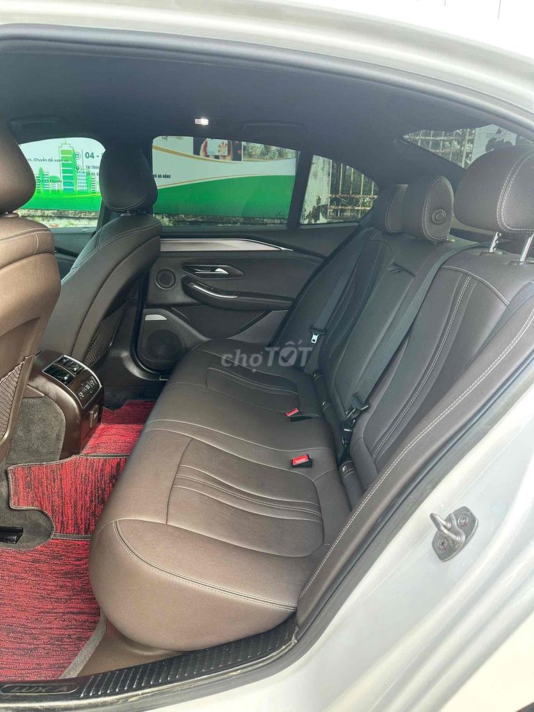 VinFast Lux A2.0 2021 Plus. Mua bán Ô tô tại Quận Cẩm Lệ Đà Nẵng được đăng bởi Nguyễn Duy hình 16