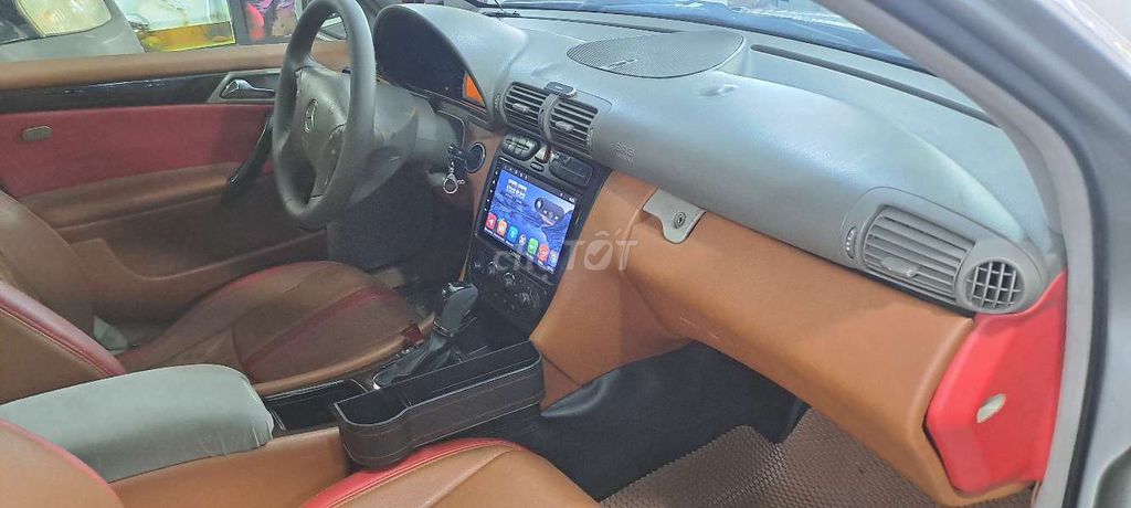 Xe mercedes C200 rất đẹp chạy rất êm đẳng cấp. Mua bán Ô tô tại Huyện Hóc Môn Tp Hồ Chí Minh được đăng bởi Huỳnh chí tâm hình 8