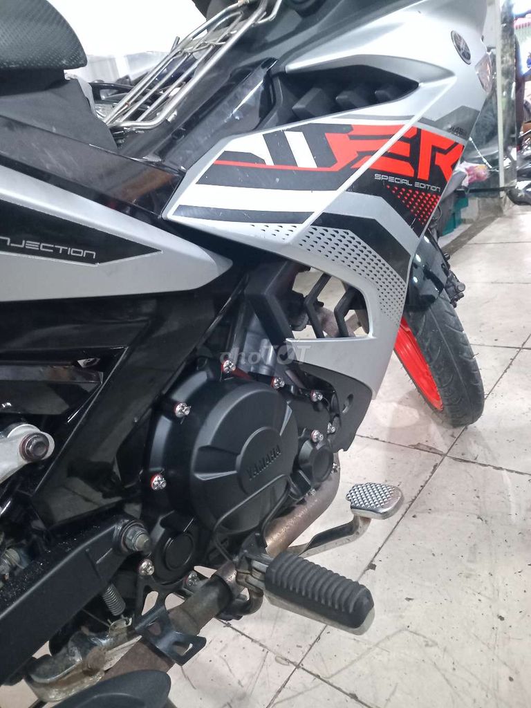 Yamaha Exciter 150 Bạc Đen Đỏ. Mua bán Xe máy tại Quận Bình Tân Tp Hồ Chí Minh được đăng bởi Cường phát  hình 4