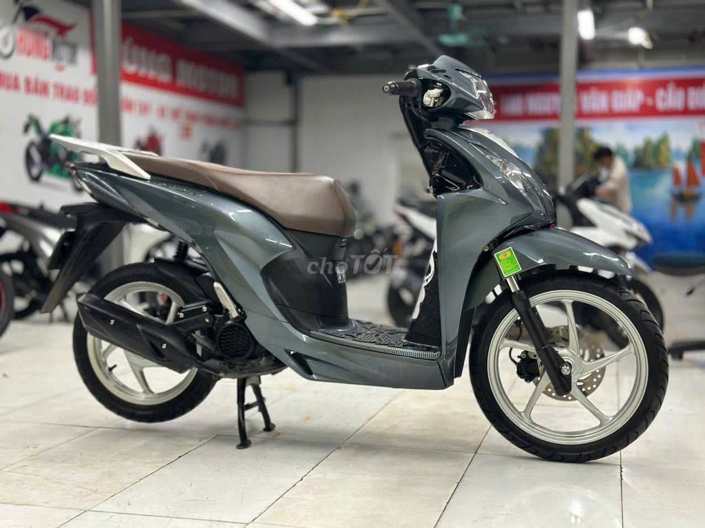 Honda Vision 2024 xe đi giữ gìn. Mua bán Xe máy tại Quận Hai Bà Trưng Hà Nội được đăng bởi Hùng Motor hình 3