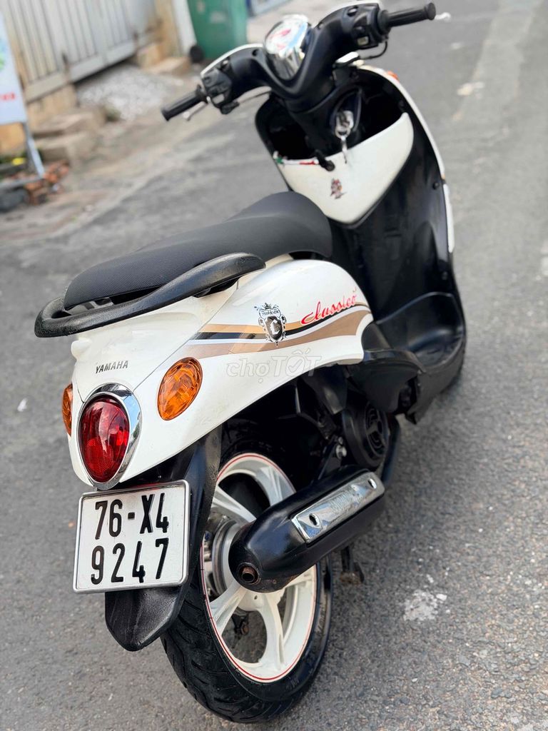 Скутер Yamaha Mio Classico белого цвета, тайская сборка