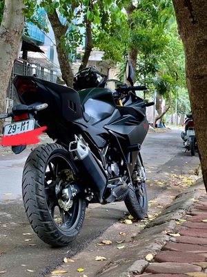 CBR 150 2022 - chính chủ cam kết zin 100%. Mua bán Xe máy tại Quận Hà Đông Hà Nội được đăng bởi Le Van Quy