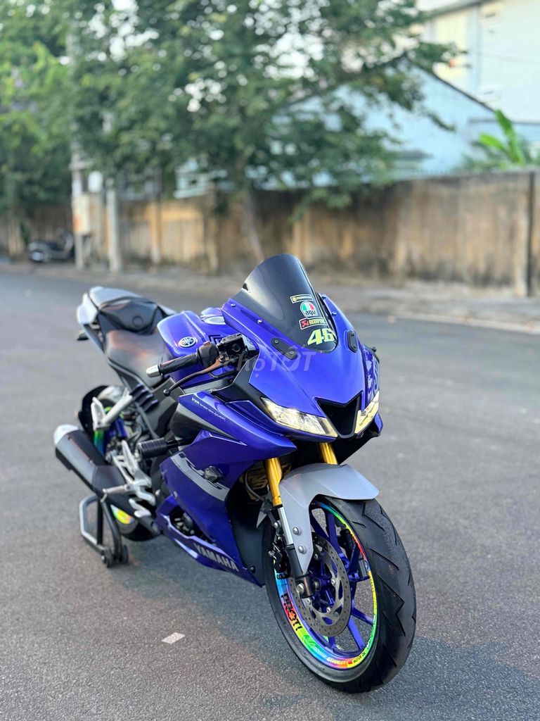 Зеленая ручная тележка Yamaha R15 v3