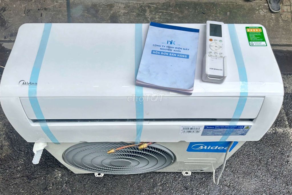 Máy Lạnh Media 1hp INVERTER 2023 LƯỚT BH HÃNG R32