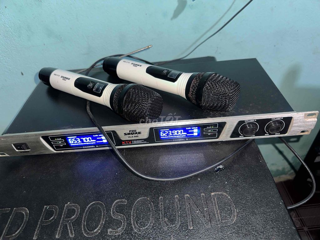 Micro không dây Shure ULX 980 cực hay nguyen rin. Mua bán Tivi, Âm thanh tại Quận Cẩm Lệ Đà Nẵng được đăng bởi Minh nhật quang hình 1
