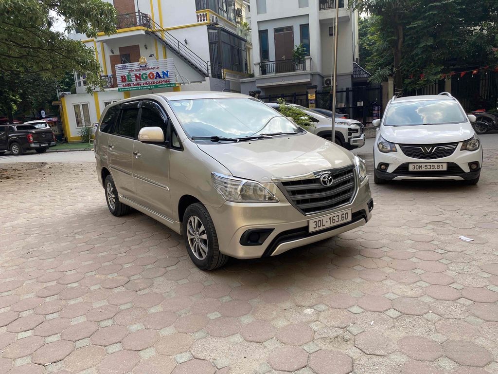 Toyota Innova 2016 2.0E - 90000 km. Mua bán Ô tô tại Quận Nam Từ Liêm Hà Nội được đăng bởi C Mai hình 1