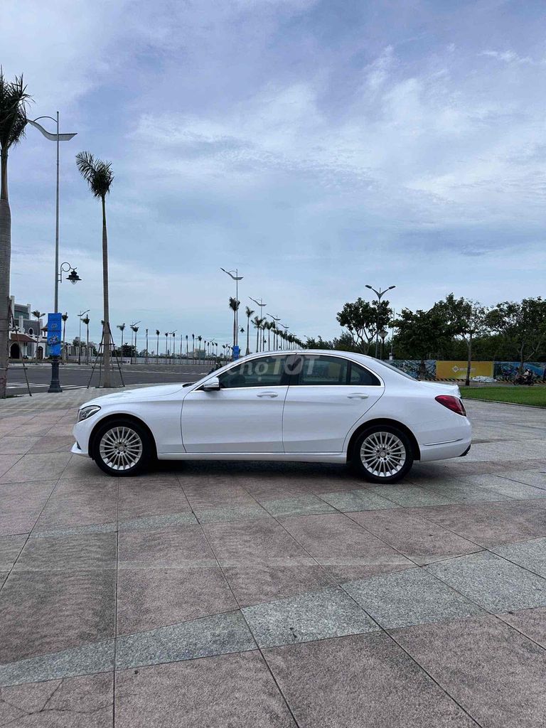 Mercedes Benz C Class 2015 C250 Exclusive. Mua bán Ô tô tại Quận Cẩm Lệ Đà Nẵng được đăng bởi Nguyễn Duy hình 4