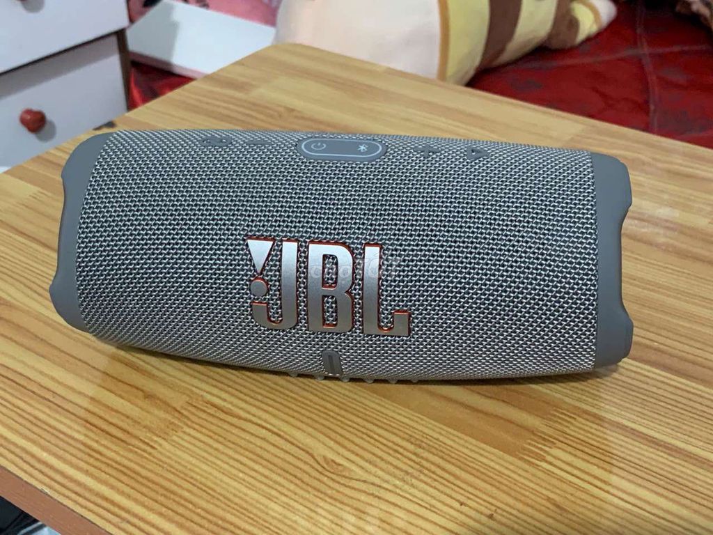 Loa Bluetooth JBL Charge 5 Xám (Còn bảo hành). Mua bán Tivi, Âm thanh tại Quận Bình Thuỷ Cần Thơ được đăng bởi Ruby Thiện hình 1