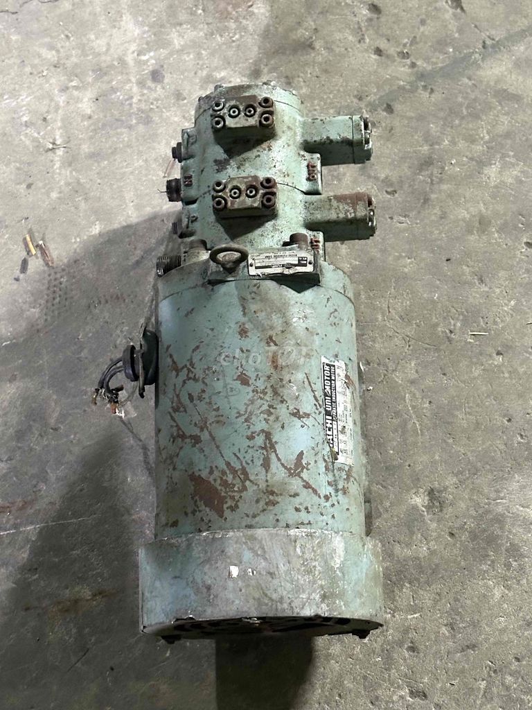 motor bơm dầu Nhật