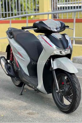 Bán SH160i ABS 2024  Đi 1900km ĐẸP mới ZIN 100%. Mua bán Xe máy tại Thành phố Thủ Dầu Một Bình Dương được đăng bởi LONG TỶ