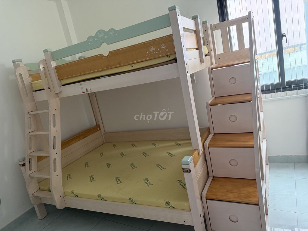 Giường tầng Gỗ  Cao Cấp Trắng, xanh, vàng Mới 90%. Mua bán Giường, chăn ga gối nệm tại Quận 4 Tp Hồ Chí Minh được đăng bởi như hình 1