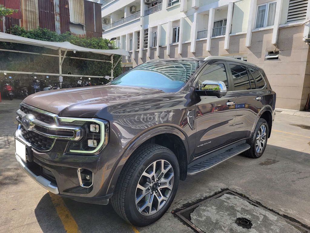 Ford Everest 2023 Titanium Plus 2.0L 4x4 AT. Mua bán Ô tô tại Quận Bình Thạnh Tp Hồ Chí Minh được đăng bởi Nguyễn Quốc Hoàng hình 1