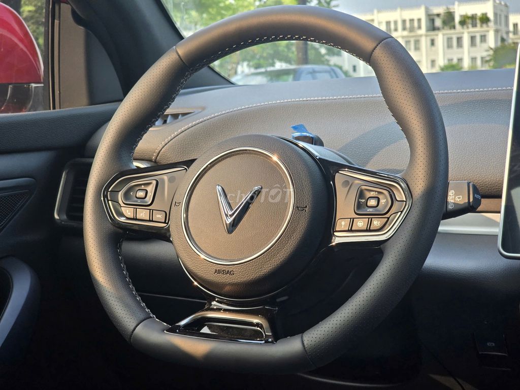 VinFast VF8 2024 Plus mới 100% - Ưu đãi tổng 120TR. Mua bán Ô tô tại Quận Thanh Xuân Hà Nội được đăng bởi Mr Phúc Vinfast lướt hình 5