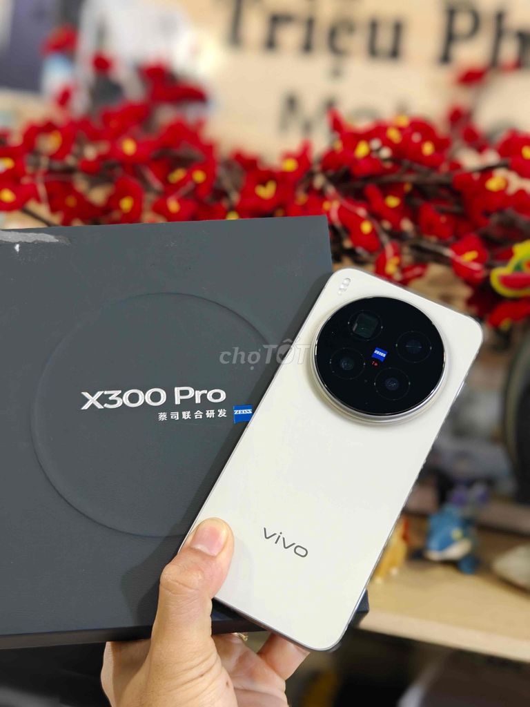 Vivo X300 Pro 5G fullbox 16GB/512GB 98-99% êm. Mua bán Điện thoại tại Quận Bình Tân Tp Hồ Chí Minh được đăng bởi Triệu Phúc hình 1