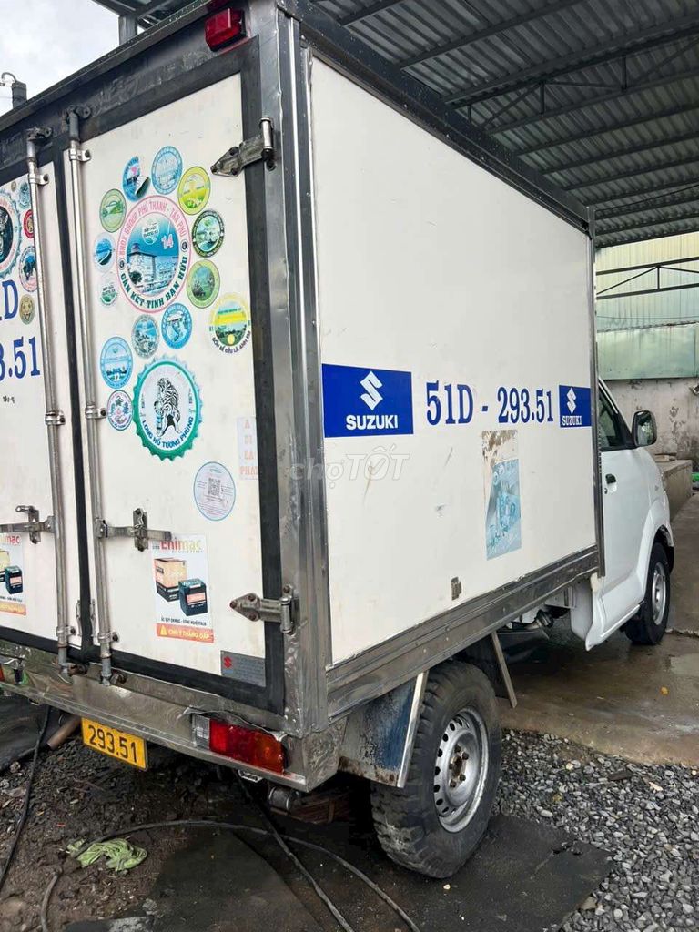 Bán Gấp suzuki 650kg đời 2016 thùng kín 2m2. Mua bán Xe tải, xe ben tại Thành phố Thuận An Bình Dương được đăng bởi Hồ Xe Tải hình 2