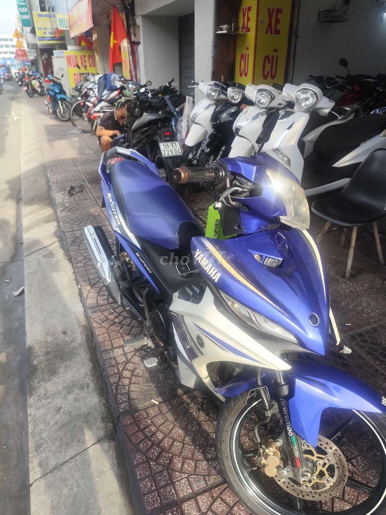 Xe ngay chủ kì giấy cần bán gấp. Mua bán Xe máy tại Quận Phú Nhuận Tp Hồ Chí Minh được đăng bởi Hiếu Nguyễn hình 2