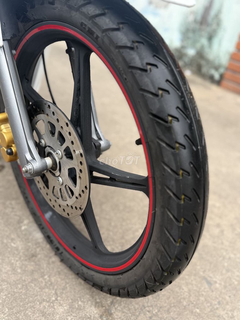 Sirius 50cc màu Trắng. Mua bán Xe máy tại Huyện Trảng Bom Đồng Nai được đăng bởi Trần đình trung  hình 5