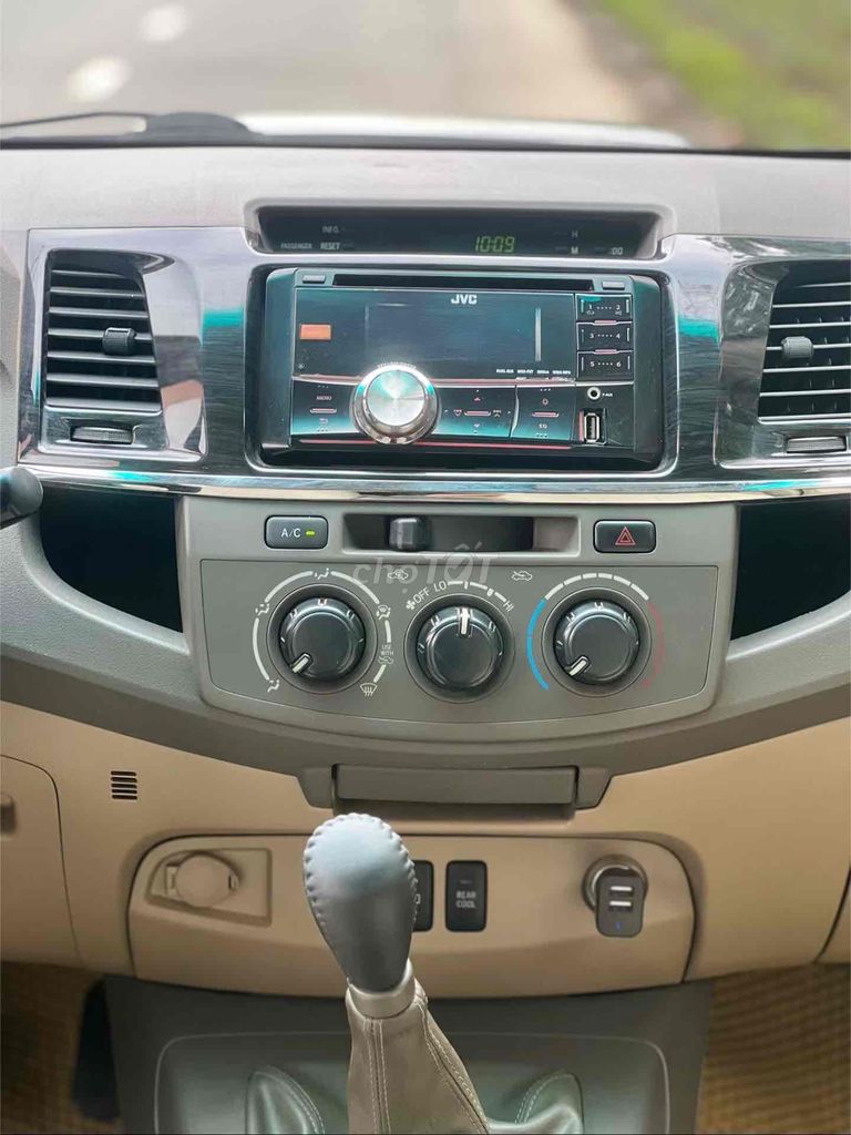 Toyota Fortuner 2013 2.5G - 260000 km. Mua bán Ô tô tại Quận Liên Chiểu Đà Nẵng được đăng bởi Nguyễn Khắc Vũ hình 8