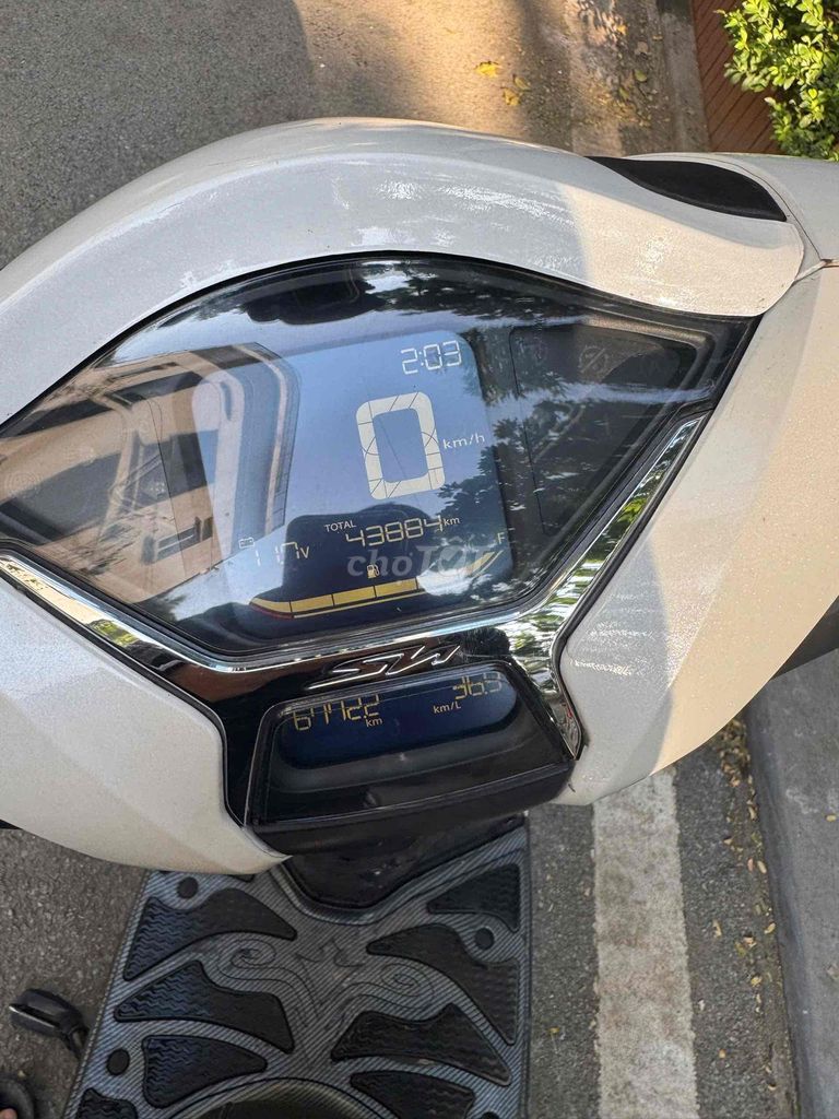 cần tiền bán gấp xe sh 150 ABS. Mua bán Xe máy tại Quận Hà Đông Hà Nội được đăng bởi tùng hình 4