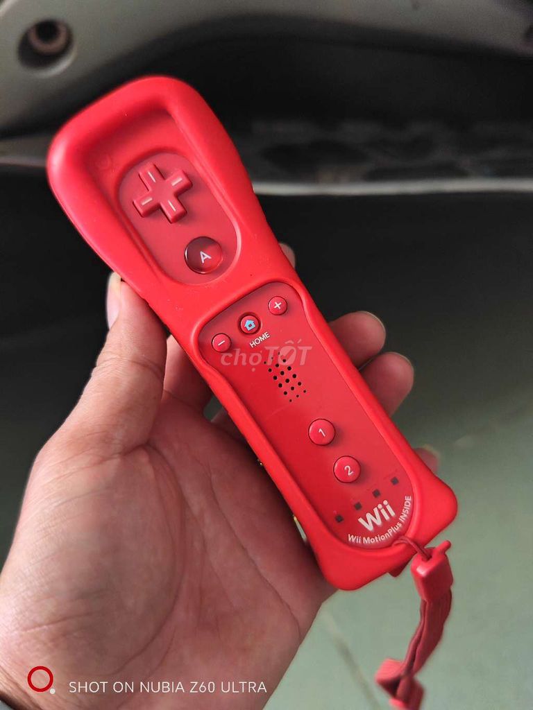 Tay cầm Nintendo Wii Remote Motion Plus Đỏ. Mua bán Thiết bị chơi game tại Quận Tân Phú Tp Hồ Chí Minh được đăng bởi Trịnh Huy hình 1