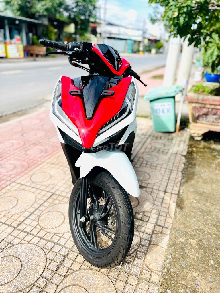 cầm đồ thanh lý Vario đk2022 trắng đỏ. Mua bán Xe máy tại Huyện Gò Công Đông Tiền Giang được đăng bởi Ngọc Hường hình 4