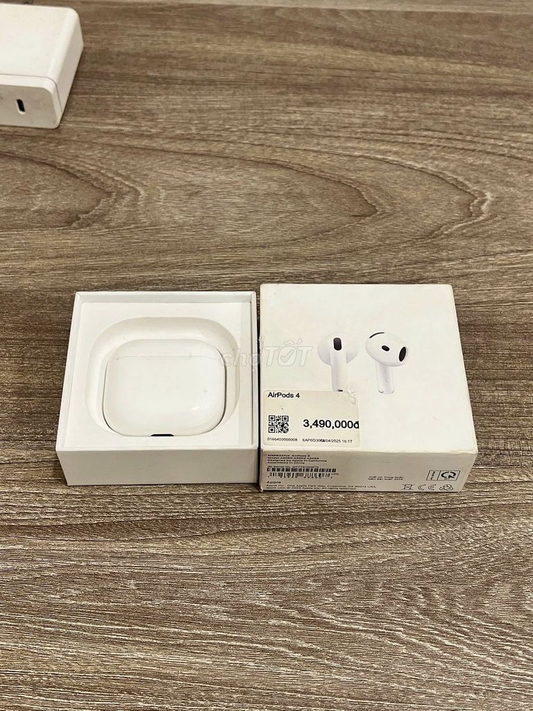 Tai nghe Apple AirPods 4 Trắng Đã sử dụng. Mua bán Tivi, Âm thanh tại Quận 10 Tp Hồ Chí Minh được đăng bởi Trần Bá Anh Trí  hình 1