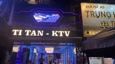 Karaoke KTV TITAN logo