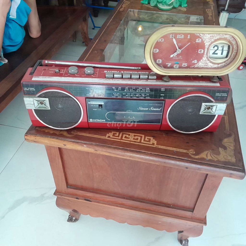 Đài cassette Hitachi Đỏ hoạt động tốt. Mua bán Đồ sưu tầm, đồ cổ tại Quận Sơn Trà Đà Nẵng được đăng bởi Hưng nguyễn hình 1
