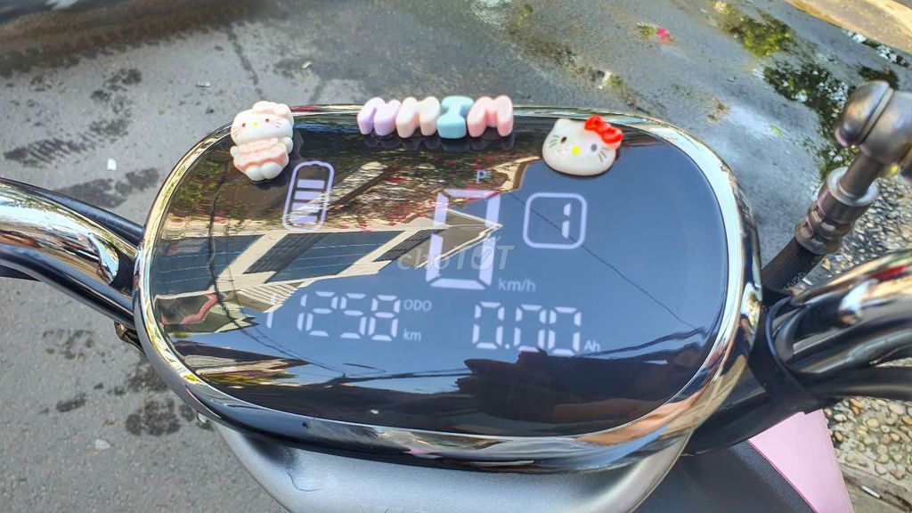 Xe máy điện Yadea M6i Hồng. Mua bán Xe điện tại Quận Bình Thạnh Tp Hồ Chí Minh được đăng bởi Quang hình 2