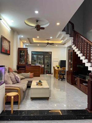 Rent · 3 bd · 100 м² · Quận Cẩm Lệ, ул. Đường Hoàng Thế Thiện
