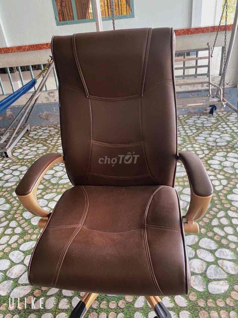 Ghế văn phòng HOÀ PHÁT da màu Nâu. Mua bán Bàn ghế tại Quận Ô Môn Cần Thơ được đăng bởi Tuấn hình 1