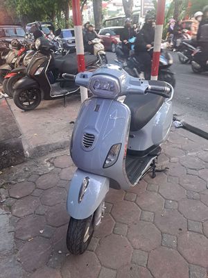 Xe máy điện Vespa màu Ghi. Mua bán Xe điện tại Quận Đống Đa Hà Nội được đăng bởi Thiên Hương