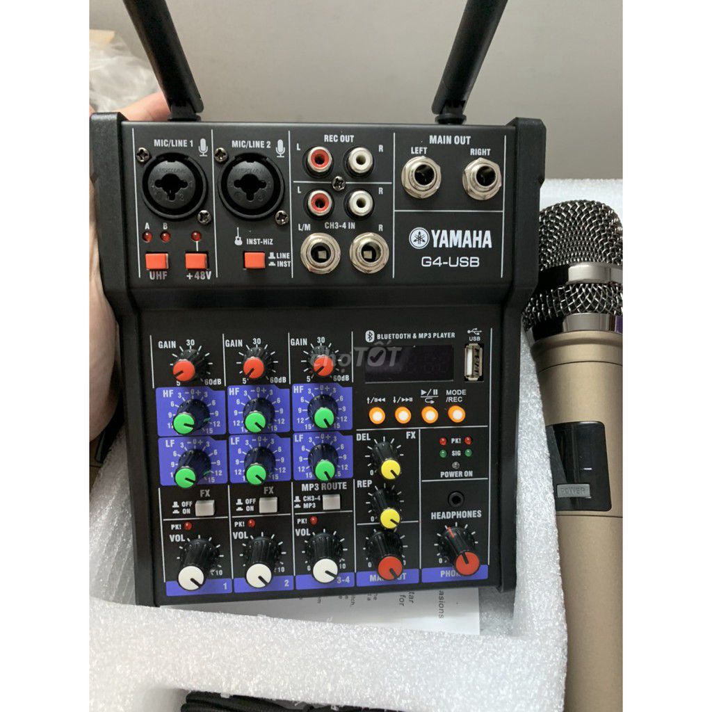 Mixer Livetream Yamaha G4 USB Bluetooth + 2 micro