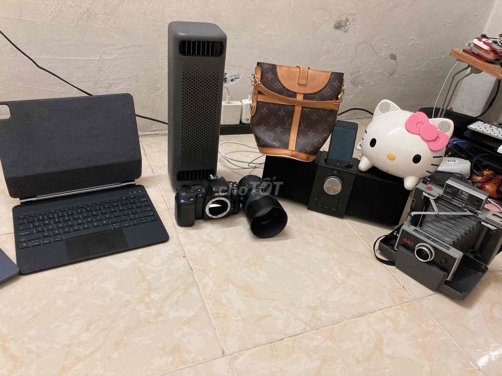 Ốp ipad pro 12.9 Dock hellokitty logitech máy lọc