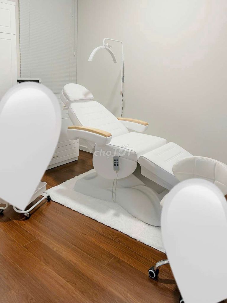 Thanh lý Ghế spa ốp gỗ Trắng - chỉnh điện. Mua bán Đồ chuyên dụng, Giống nuôi trồng tại Quận 12 Tp Hồ Chí Minh được đăng bởi Kiet Truong hình 1