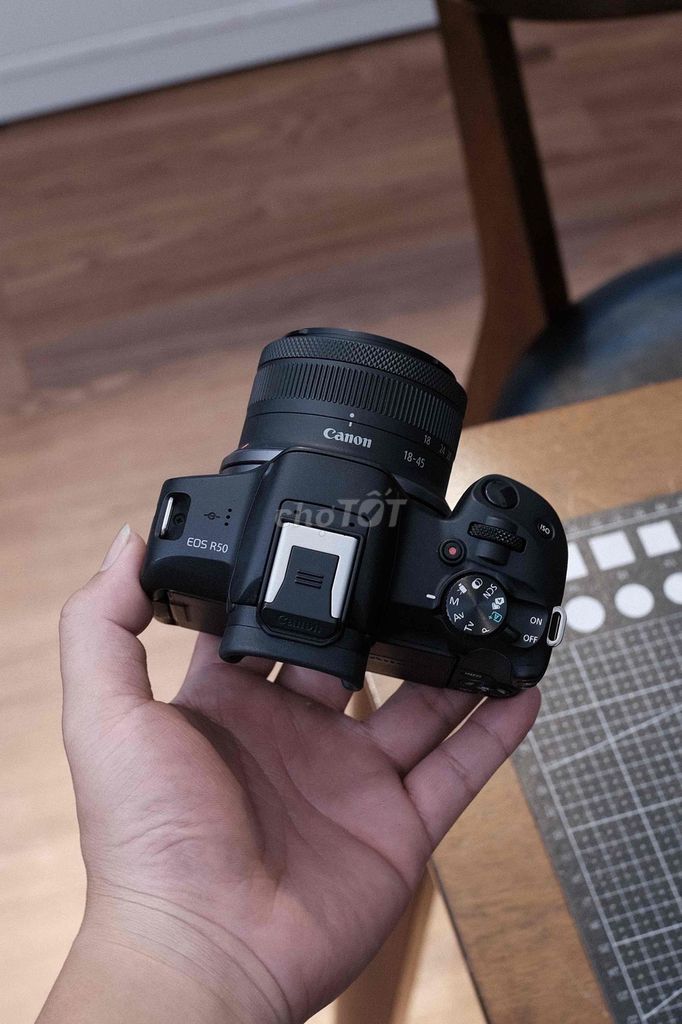 Máy ảnh Canon EOS R50 Đen. Mua bán Máy ảnh, Máy quay tại Quận 1 Tp Hồ Chí Minh được đăng bởi Đỗ Ngọc Phúc hình 1