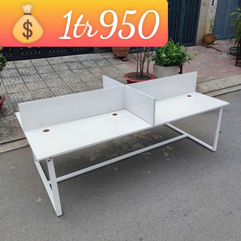 Bàn làm việc nhóm Gỗ 1m2x2m4. Mua bán Bàn ghế tại Quận 11 Tp Hồ Chí Minh được đăng bởi Chợ nội thất Cũ TP HCM hình 1