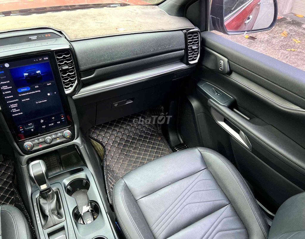 Ford Everest 2023 Titanium 2.0L 4x2 AT - 32000 km. Mua bán Ô tô tại Quận Gò Vấp Tp Hồ Chí Minh được đăng bởi Ngô minh Nam hình 12