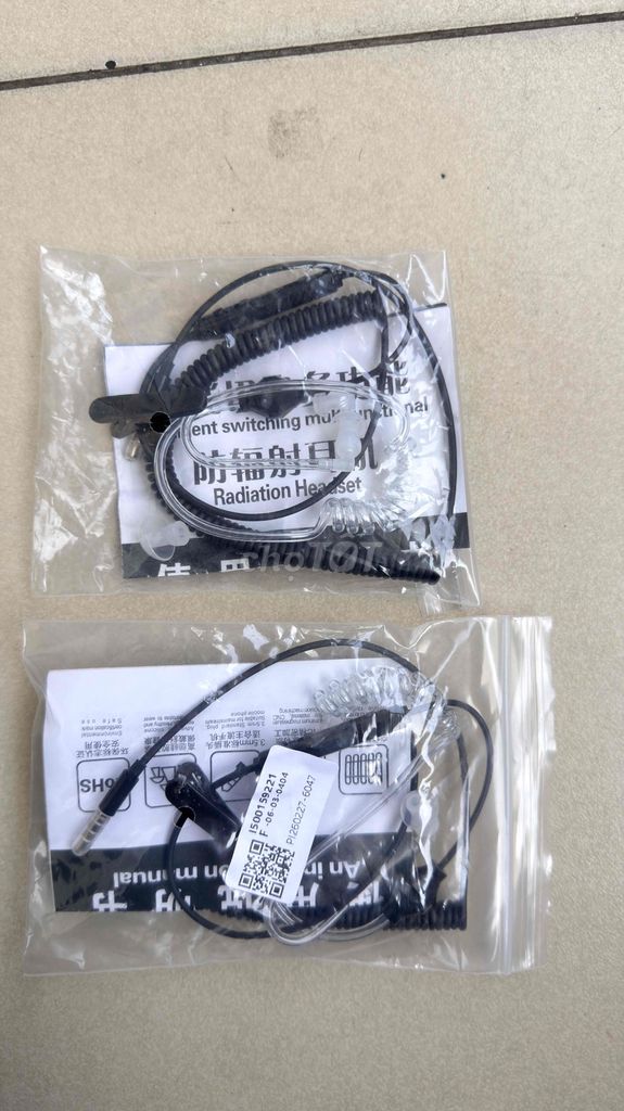Tai nghe có dây chống bức xạ Đen. Mua bán Tivi, Âm thanh tại Quận Ba Đình Hà Nội được đăng bởi Ħòā hình 1