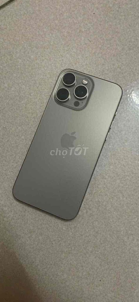 Apple iPhone 15 Pro Max titan tự nhiên. Mua bán Điện thoại tại Thị xã Mỹ Hào Hưng Yên được đăng bởi Thắng hình 1