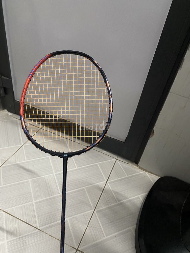 Vợt cầu lông Yonex AstroX 77 Pro 4U6. Mua bán Đồ thể thao, Dã ngoại tại Huyện Châu Phú An Giang được đăng bởi Băng hình 1